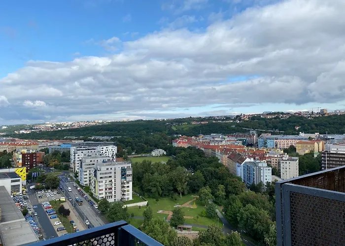 Elen, Sky View *